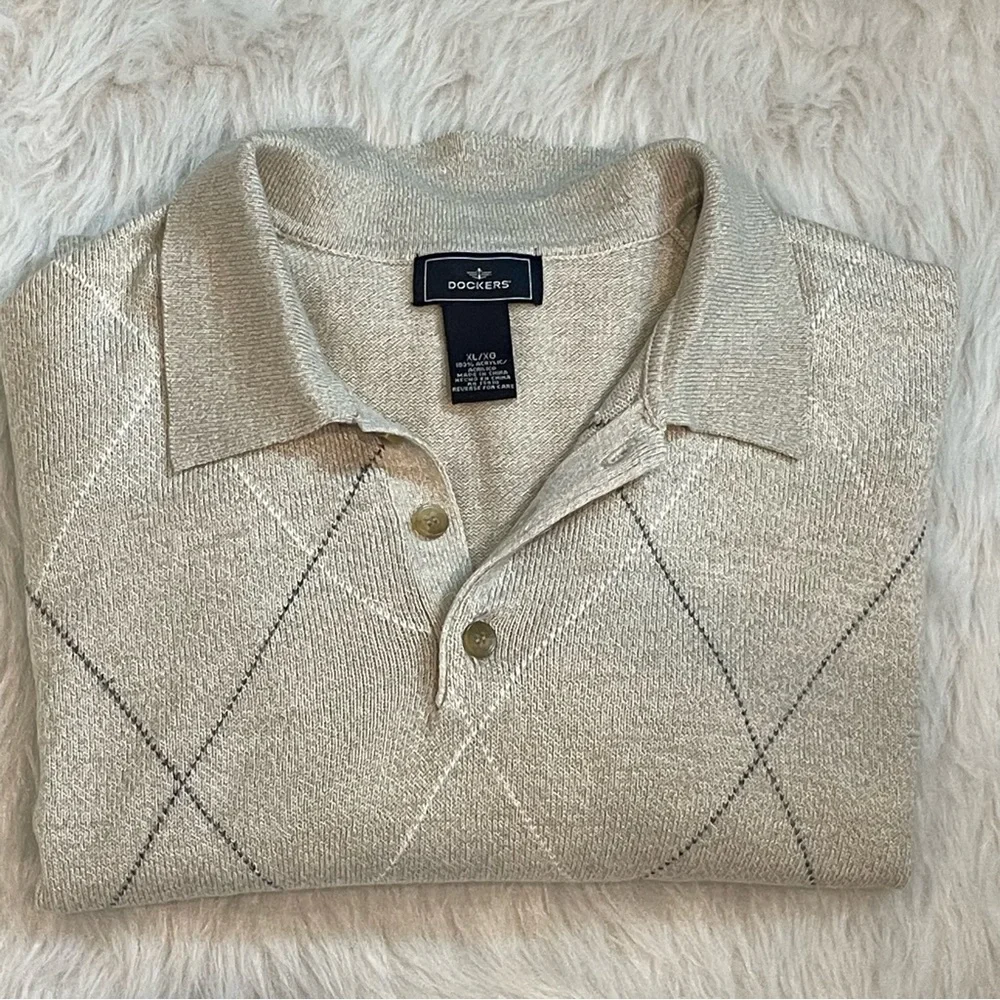 Dockers Lightweight Collared Sweater - Picture 1 of 7